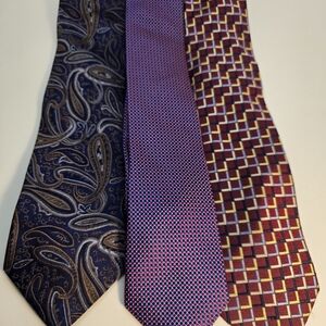 Nautica Lot Of 3 Neckties Ties 100%‎ Silk Blue Red Beige Paisley & Geometric